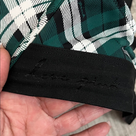 Victoria's Secret Push-Up Bra - Picture 5 of 6